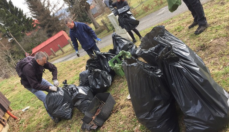 Dobrovolníci uklidí Liberec. Loni z ulic města zmizelo 43 tun odpadu