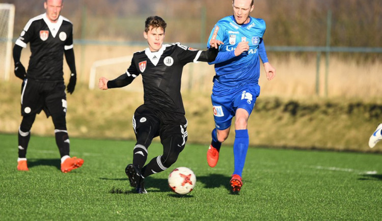 SOUTĚŽ: Dynamo nevyhrálo již osm zápasů. V neděli navíc přijede druhá Příbram