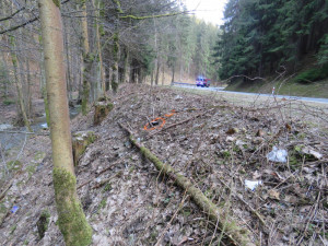 Nehoda v zatáčkách u Železného Brodu.