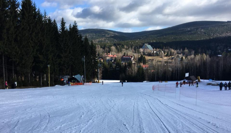 Skiareál v Harrachově.