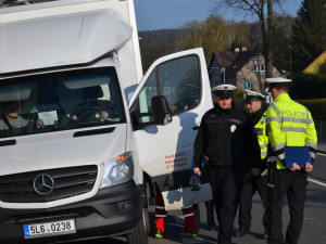 Pospíchat se dnes nevyplatilo. Policisté měřili na pěti desítkách míst.