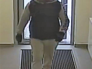 Policie hledá tohoto muže.