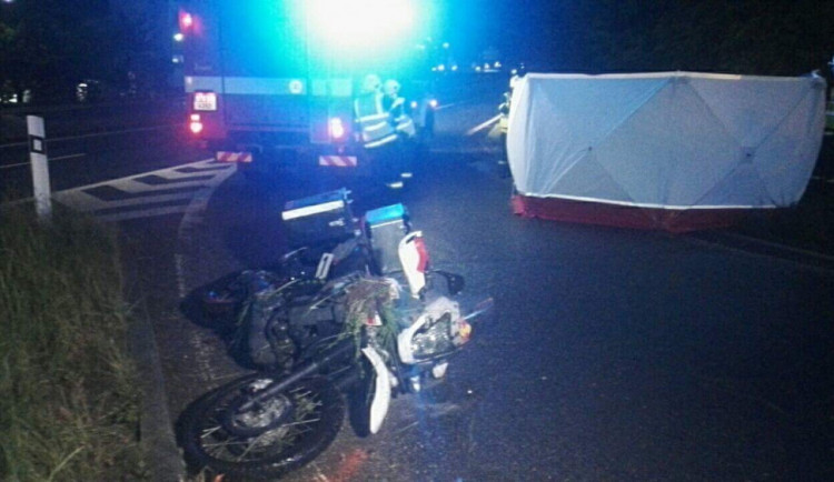 U Hodkovic zemřel motorkář.