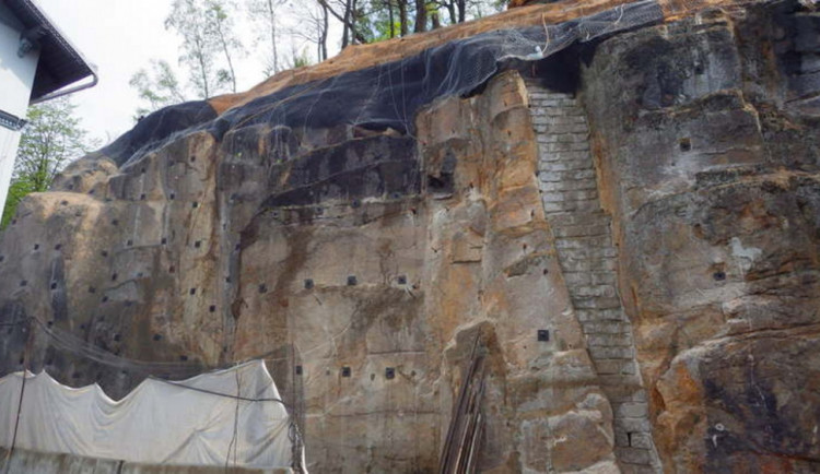 Skalní masiv na Horákovce.