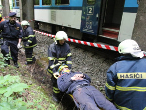 FOTO: Vážné vlakové neštěstí na Semilsku. V klidu, šlo o cvičení