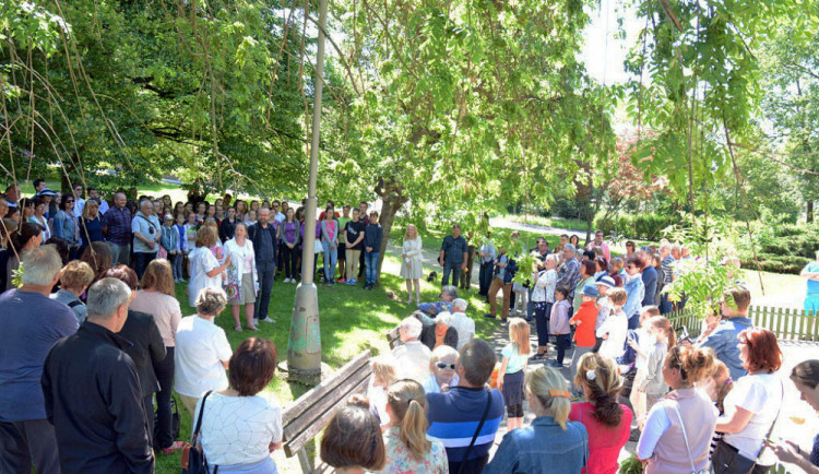 Otevření parku Jiřiny a Milana Uherkových.