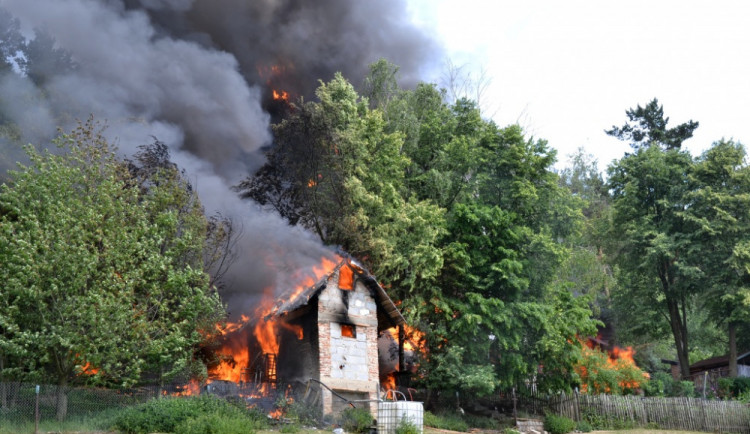 Požár ve Vrchovanech.