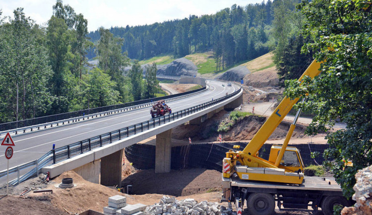Nová silnice do Jablonce