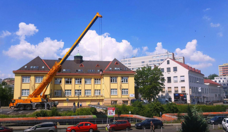 Lávka u Krajského úřadu Libereckého kraje