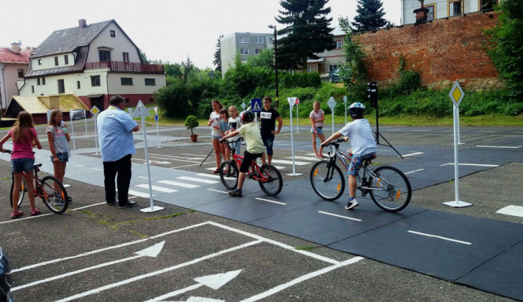 Dětské mobilní dopravní hřiště v Českém Dubu