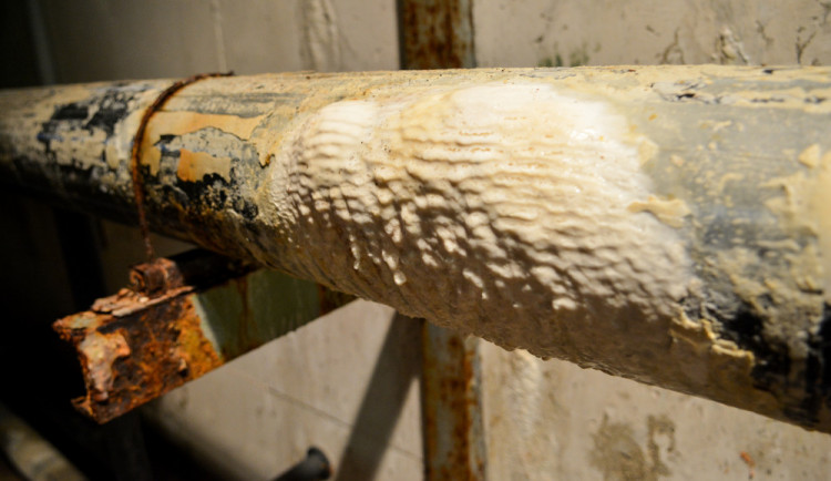 Havarijní stav libereckého bazénu