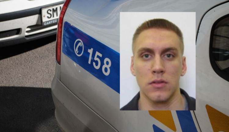Policie pátrá po tomto muži.