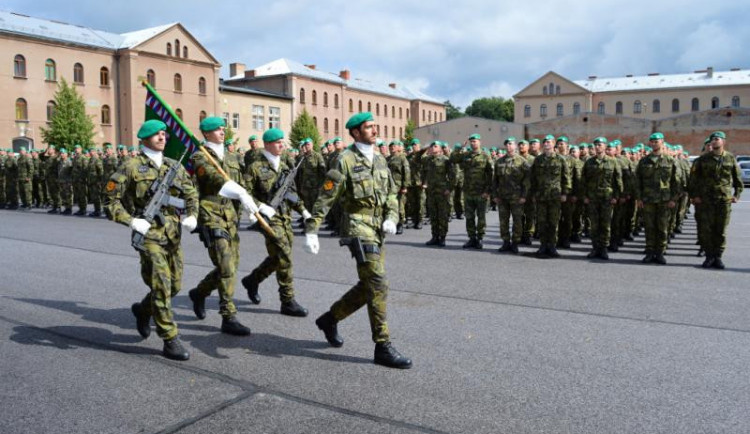 Slavnostní nástup.