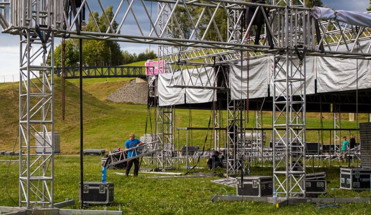 Příprava festivalu. Ilustrační foto.