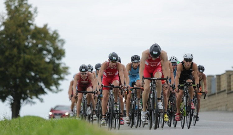 KAM ZA SPORTEM: Do Tábora míří špičkoví triatlonisté. Koná se Velká cena