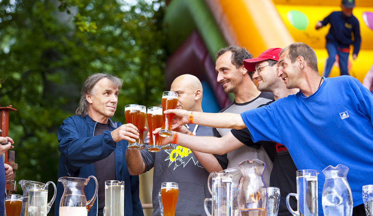 Pivní slavnosti v Harrachově