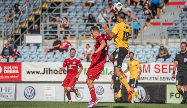 SOUTĚŽ: Přidá Dynamo třetí vítězství? Přijede neporažená Vlašim