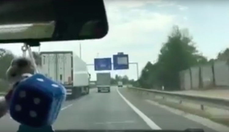 Bezohlendí řidiči.