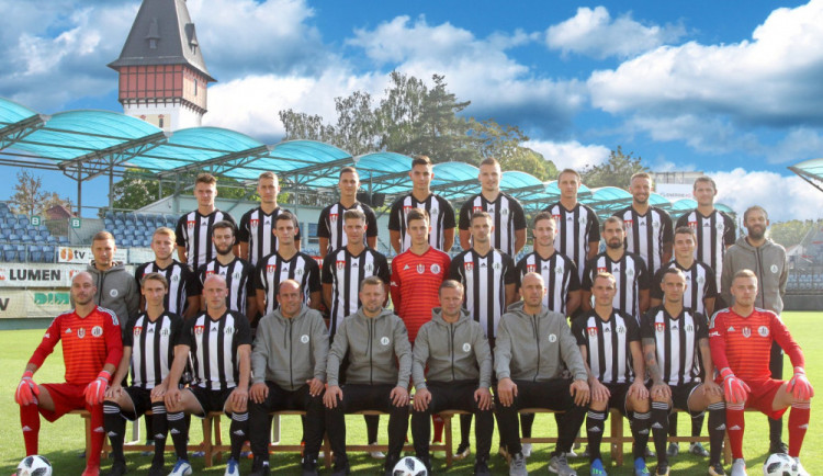 SOUTĚŽ: Třetí Dynamo hostí lídra z Ústí nad Labem