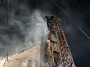 Požár ve Višňové.