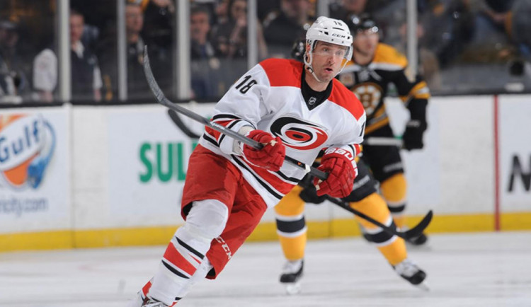 Radek Dvořák je manažer i trenér a na Floridě vychovává hokejové talenty