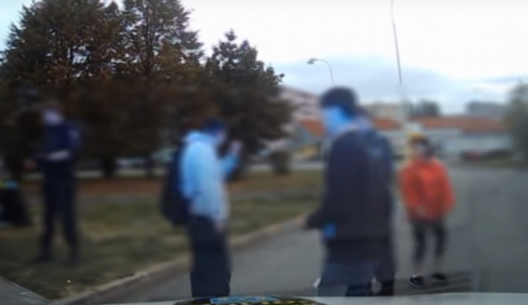 Cizinci se rvali na benzínce