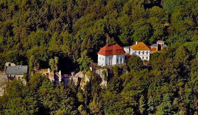 Ilustrační foto hradu Valdštejn