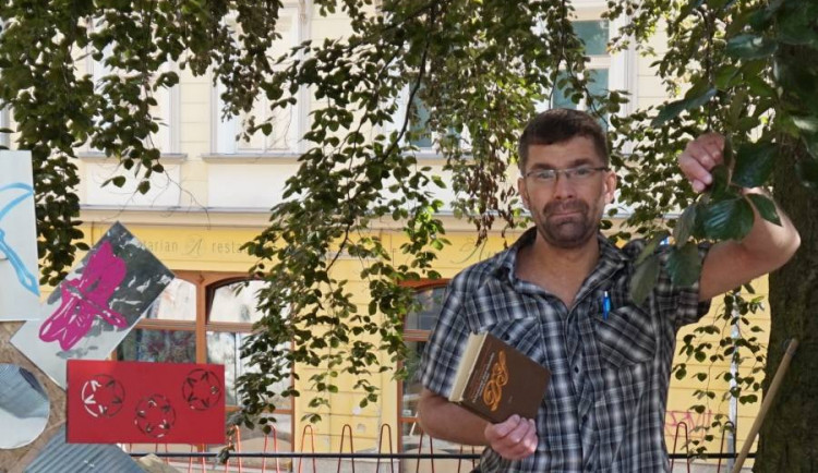 Knihkupec Martin Fryč.