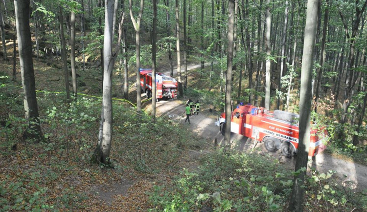 Snímek z požáru Jizerskohorských bučin