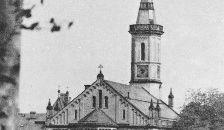 Snímek dnes již neexistujícího kostela na náměstí Českých bratří