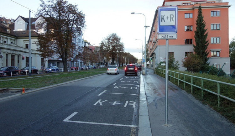 Jak funguje parkoviště K + R?