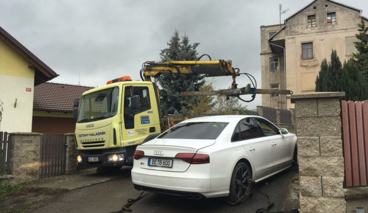 Luxusní Audi zadržené v Jablonném.