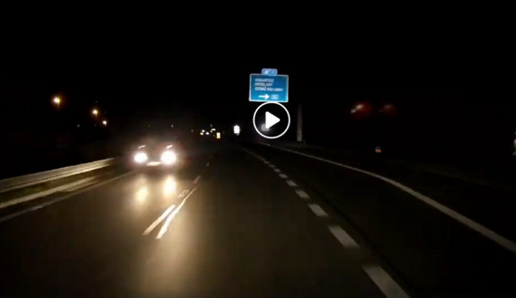 Řidič v protisměru.