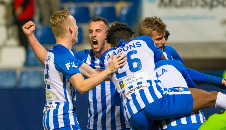 Matěj Hybš uprostřed.