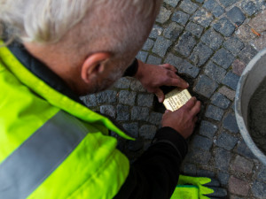 Slavnostní položení Kamenů zmizelých