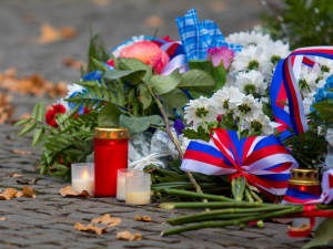 Připomínka listopadových událostí v Liberci.