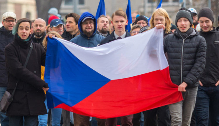 Připomínka listopadových událostí v Liberci.