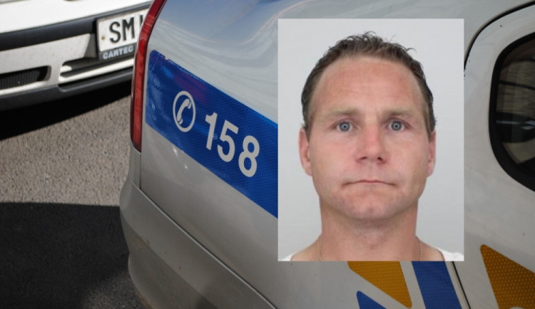 Policie hledá tohoto muže.