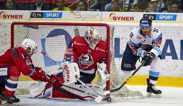 Tygři se utkají s Pardubicemi.