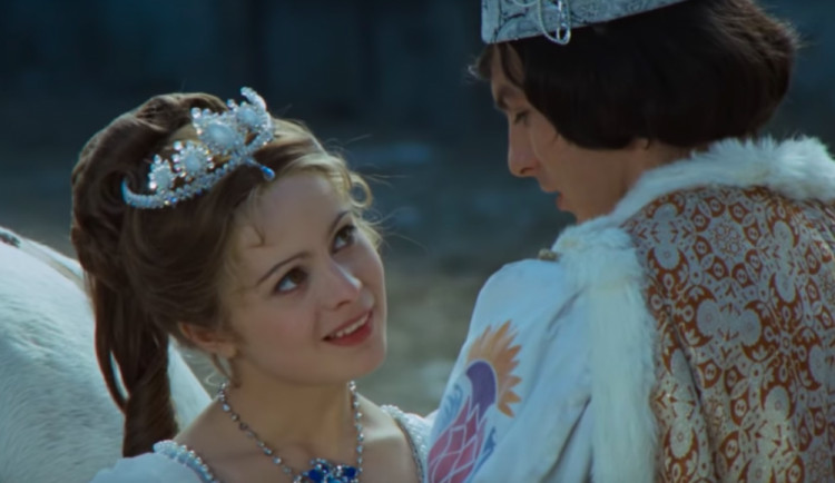 Tří oříšky pro popelku