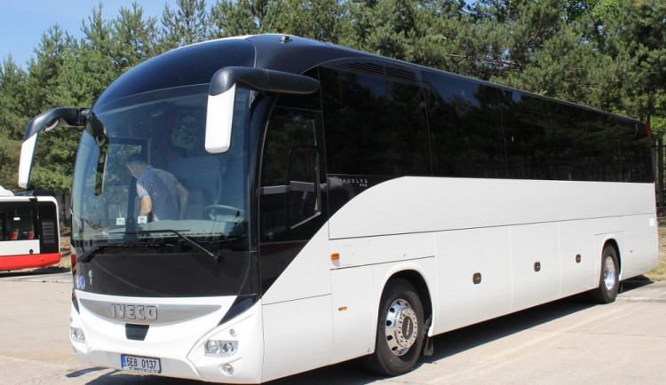 Tak nějak mohl vypadat hledaný autobus