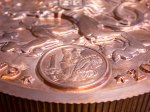 Měděný prototyp zlaté mince.