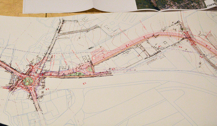 Nová silnice do průmyslové zóny bude.