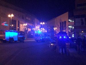 Hasiči právě zasahují v OC Forum