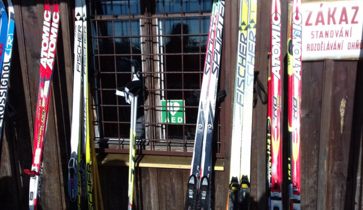 Defibrilátory jsou i v Jizerkách