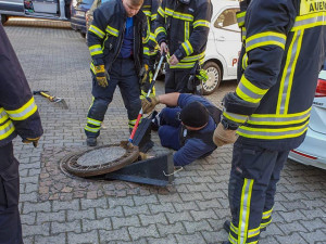 Hasiči v Německu zachránili uvízlého potkana.