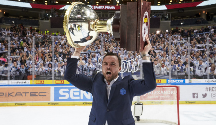 Filip Pešán s Prezidentským pohárem.