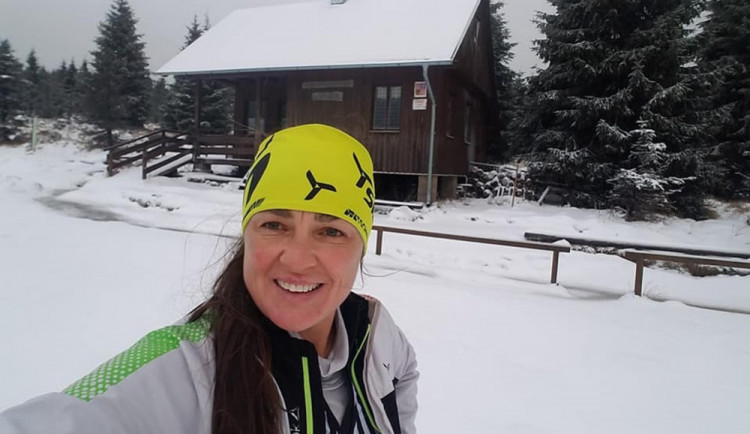 Zuzka Kocumová je bývalou českou reprezentantkou v běžeckém lyžování