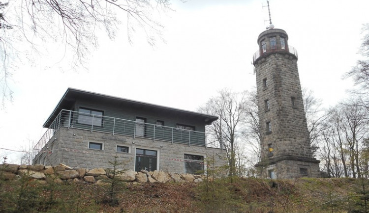 Rozhledna na Proseči