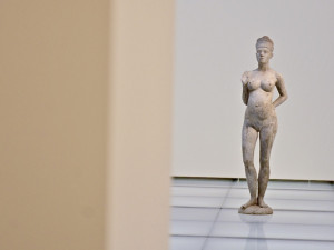 FOTO: Krása a půvab v liberecké galerii. Čtrnáct sochařek se šešlo na jedné výstavě